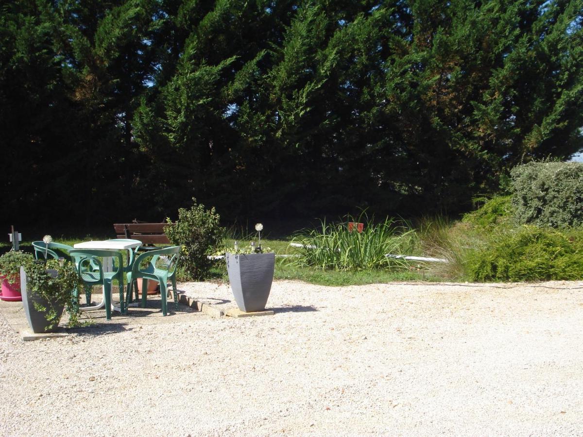 L'Oree Des Bois Dommartin-Les-Cuiseaux Buitenkant foto